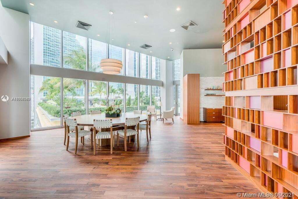 Lovely Upscale Condo Gorgeous View 2Bd 2Bath In Brickell Μαϊάμι Εξωτερικό φωτογραφία