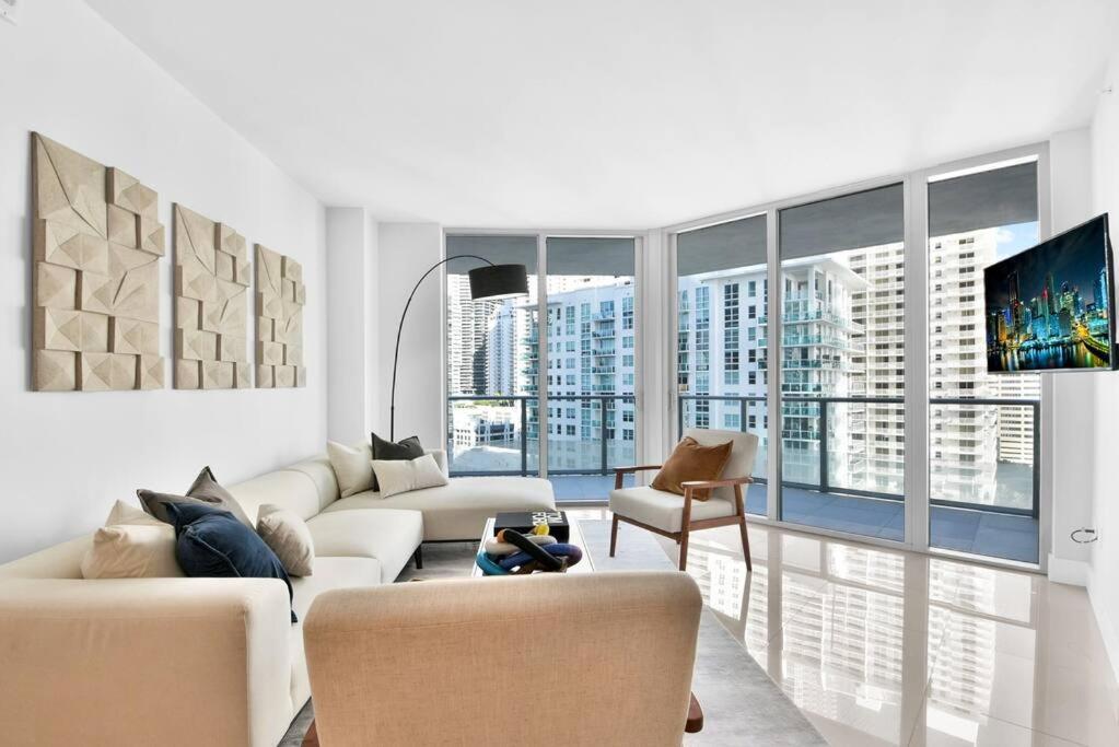 Lovely Upscale Condo Gorgeous View 2Bd 2Bath In Brickell Μαϊάμι Εξωτερικό φωτογραφία