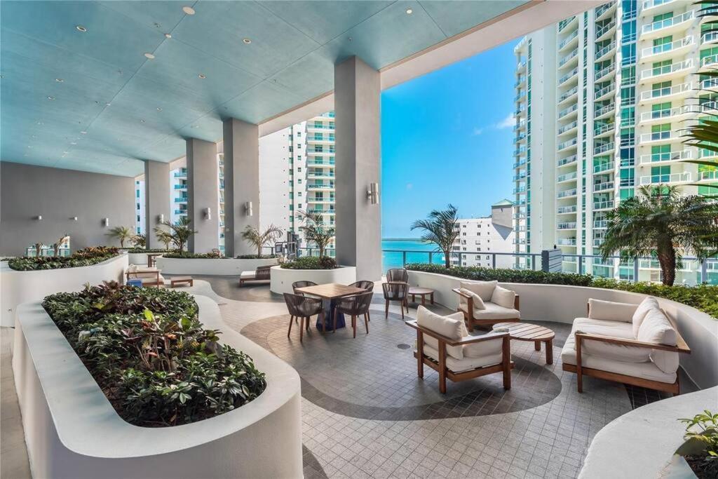 Lovely Upscale Condo Gorgeous View 2Bd 2Bath In Brickell Μαϊάμι Εξωτερικό φωτογραφία